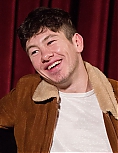 033.jpg