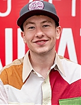 010.jpg