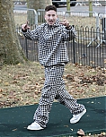 013.jpg