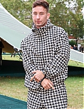 050.jpg