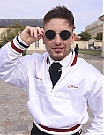 003.jpg