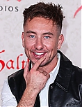 002.jpg