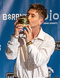 166.jpg